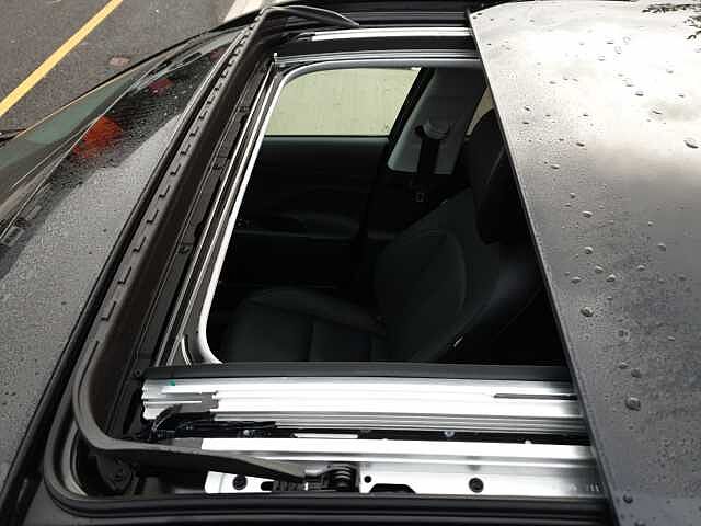 Hyundai KONA 160kW Ultimate 65kWh 5dr Auto Black