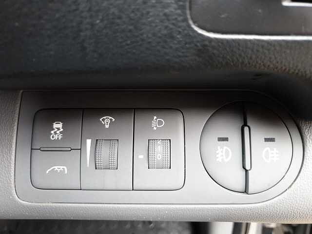 Hyundai i800 2.5 CRDi SE Nav 5dr