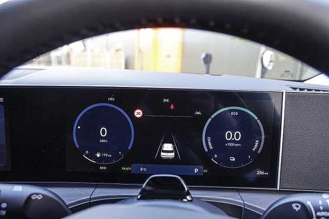 Hyundai Santa Fe Estate 1.6 TGDi Plug-in Hybrid Ultimate 5dr 4WD Auto