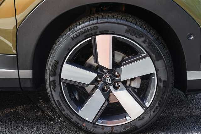 Hyundai Santa Fe Estate 1.6 TGDi Plug-in Hybrid Ultimate 5dr 4WD Auto