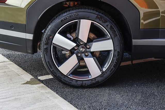 Hyundai Santa Fe Estate 1.6 TGDi Plug-in Hybrid Ultimate 5dr 4WD Auto