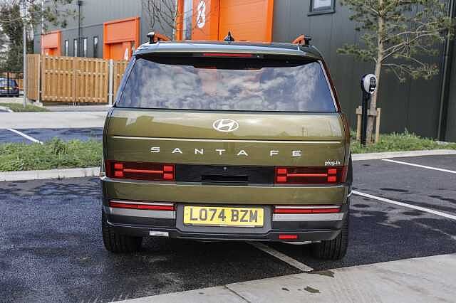 Hyundai Santa Fe Estate 1.6 TGDi Plug-in Hybrid Ultimate 5dr 4WD Auto