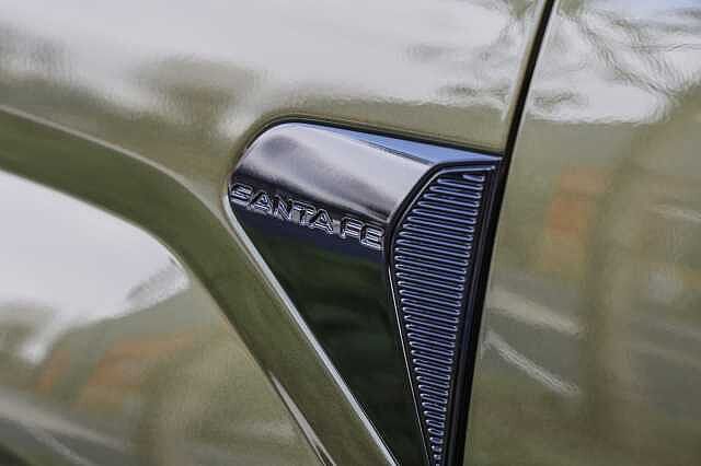 Hyundai Santa Fe Estate 1.6 TGDi Plug-in Hybrid Ultimate 5dr 4WD Auto