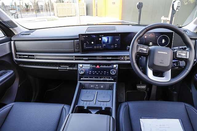 Hyundai Santa Fe Estate 1.6 TGDi Plug-in Hybrid Ultimate 5dr 4WD Auto