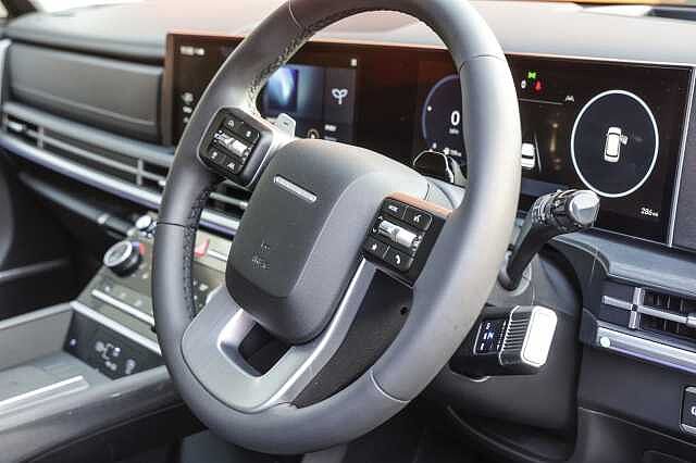 Hyundai Santa Fe Estate 1.6 TGDi Plug-in Hybrid Ultimate 5dr 4WD Auto