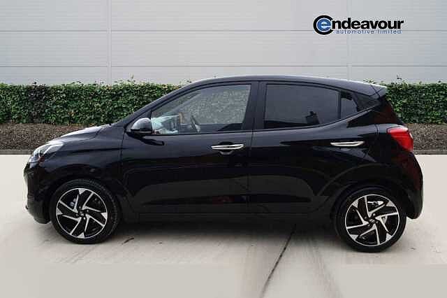 Hyundai i10 1.0 AMT. 2025MY Premium