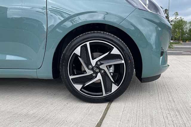 Hyundai i10 1.2 [79] Premium 5dr Auto [Nav]