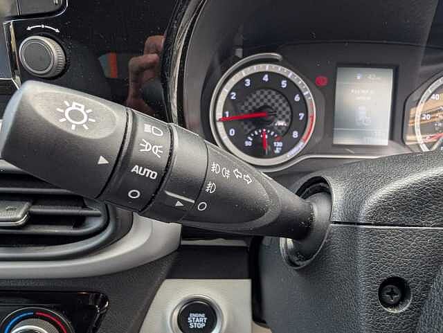 Hyundai i10 1.2 MPi Premium 5dr