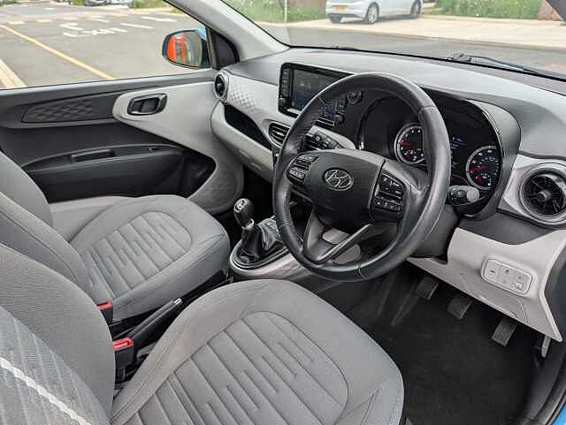Hyundai i10 1.2 MPi Premium 5dr