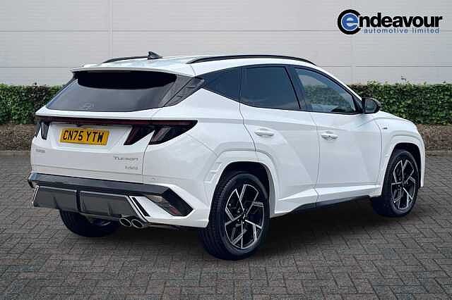 Hyundai TUCSON 1.6T Hybrid N Line 5dr Auto White