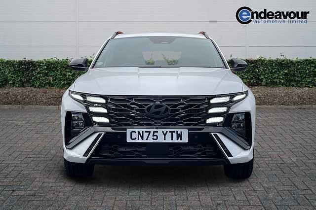 Hyundai TUCSON 1.6T Hybrid N Line 5dr Auto White