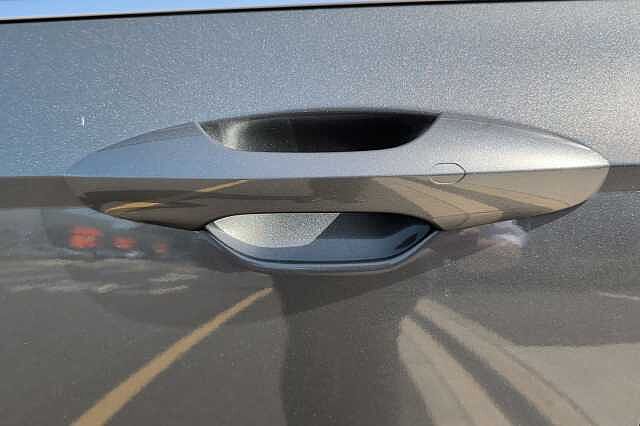 Hyundai KONA 1.6T 138 Ultimate 5dr DCT + LUX Grey