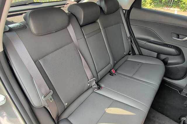 Hyundai KONA 1.6T 138 Ultimate 5dr DCT + LUX Grey