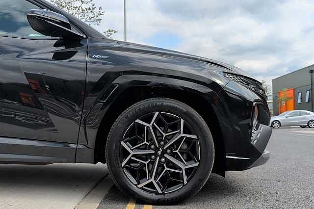 Hyundai TUCSON 1.6 TGDi Hybrid 230 N Line 5dr 2WD Auto Black