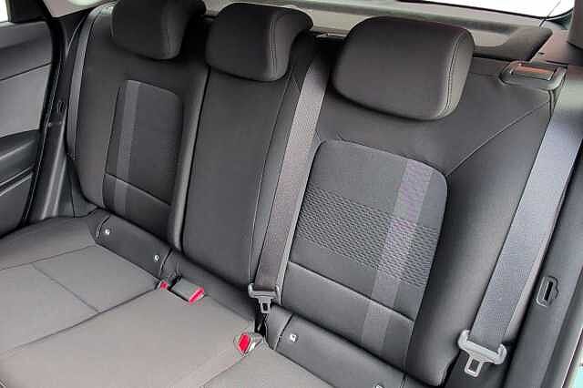 Hyundai I20 1.0T GDi 90 Tech Line 5dr DCT Green