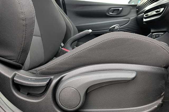Hyundai I20 1.0T GDi 90 Tech Line 5dr DCT Green