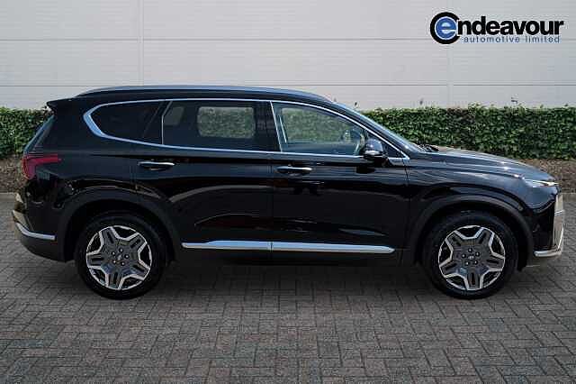 Hyundai SANTA FE 1.6 TGDi Hybrid Ultimate 5dr 4WD Auto Black