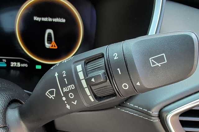 Hyundai SANTA FE 1.6 TGDi Hybrid Ultimate 5dr 4WD Auto Black
