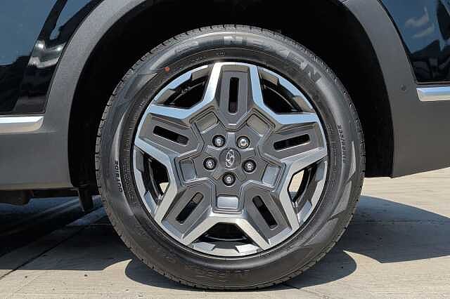 Hyundai SANTA FE 1.6 TGDi Hybrid Ultimate 5dr 4WD Auto Black