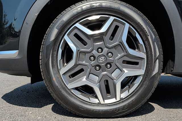 Hyundai SANTA FE 1.6 TGDi Hybrid Ultimate 5dr 4WD Auto Black
