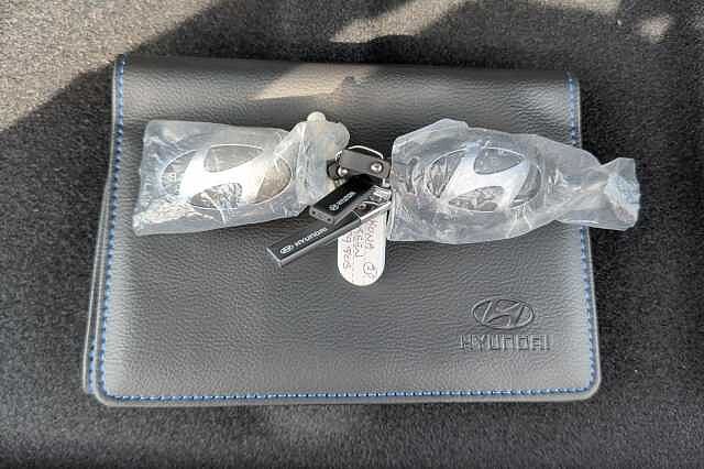Hyundai KONA 1.6T 138 Ultimate 5dr DCT Grey