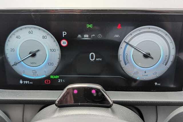 Hyundai INSTER 85kW 02 49kWh 5dr Auto White
