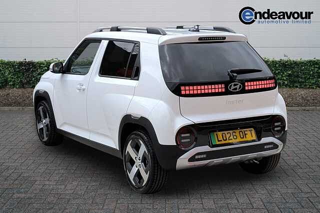 Hyundai INSTER 85kW 02 49kWh 5dr Auto White