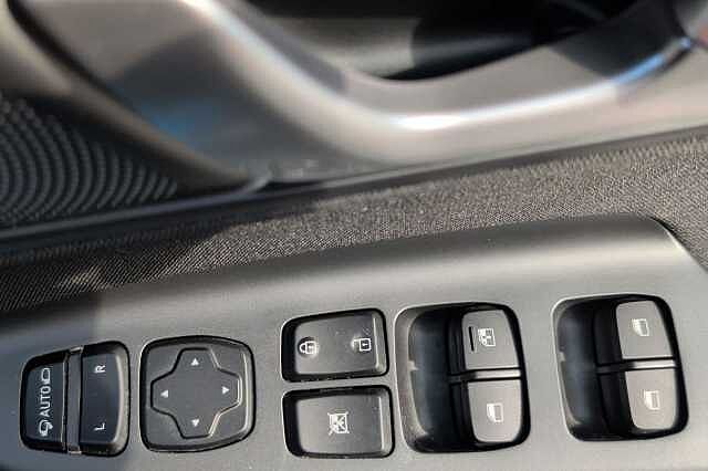 Hyundai KONA 1.6 GDi Hybrid Premium 5dr DCT Blue