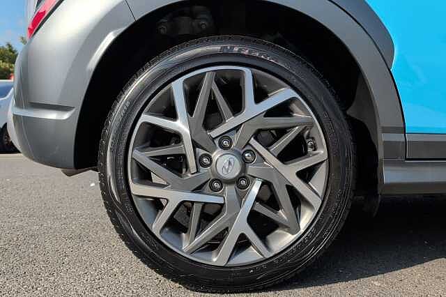 Hyundai KONA 1.6 GDi Hybrid Premium 5dr DCT Blue