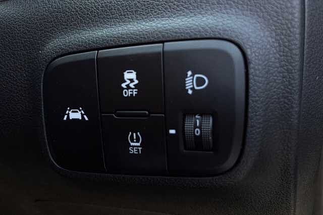 Hyundai i10 1.2 MPi Premium 5dr