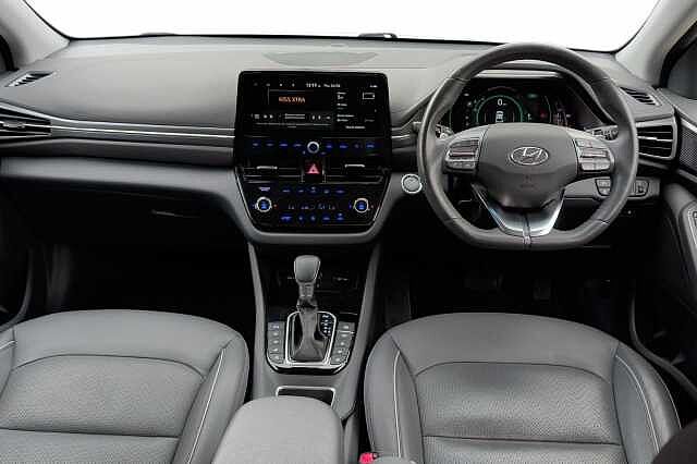 Hyundai IONIQ 1.6 GDi Plug-in Hybrid Premium SE 5dr DCT