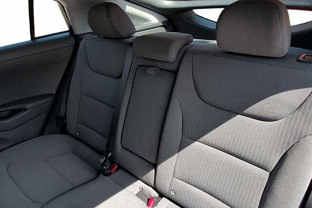 Hyundai IONIQ 1.6 GDi Hybrid Premium 5dr DCT