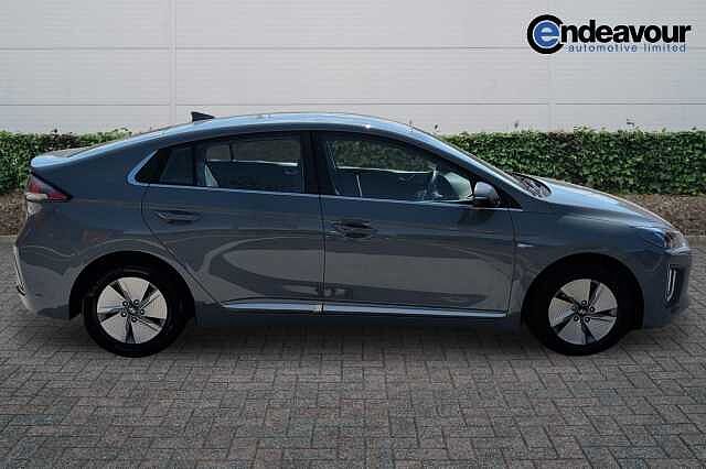 Hyundai IONIQ 1.6 GDi Hybrid Premium 5dr DCT