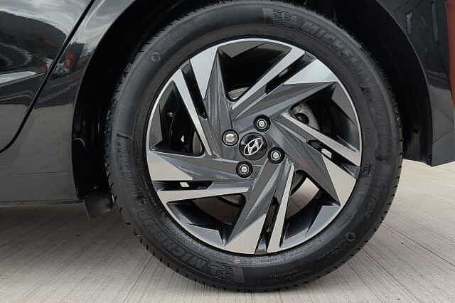 Hyundai I20 1.0T GDi 48V MHD SE Connect 5dr Black