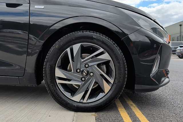 Hyundai I20 1.0T GDi 48V MHD SE Connect 5dr Black