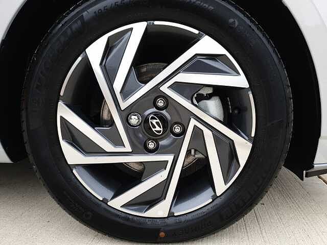 Hyundai i20 1.0T GDi Advance 5dr DCT