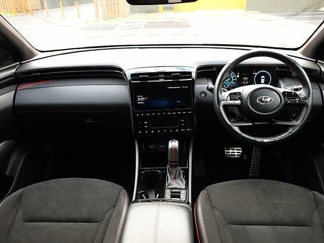 Hyundai TUCSON 1.6 TGDi 48V MHD 180 N Line S 5dr 4WD DCT Silver