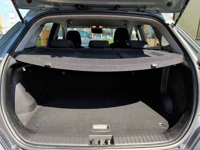 Hyundai KONA 1.6 GDi Hybrid Premium 5dr DCT Grey