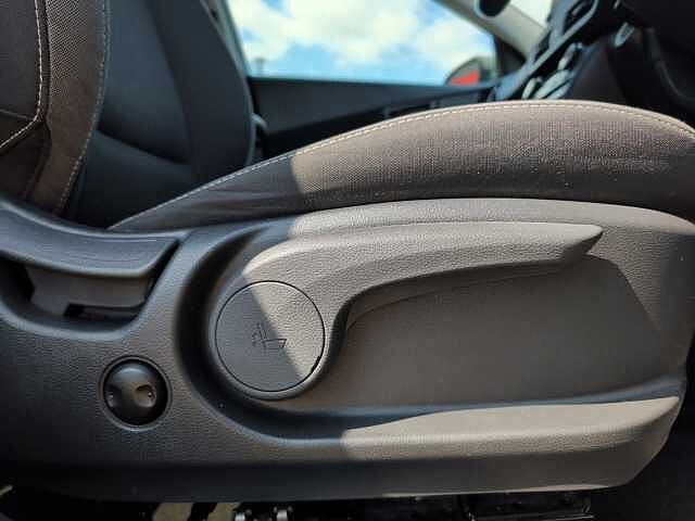 Hyundai KONA 1.6 GDi Hybrid Premium 5dr DCT Grey