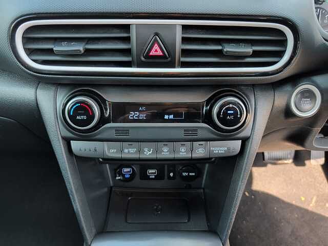 Hyundai KONA 1.6 GDi Hybrid Premium 5dr DCT Grey