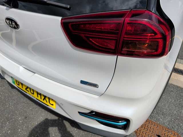 Kia E-niro 150kW 4 64kWh 5dr Auto