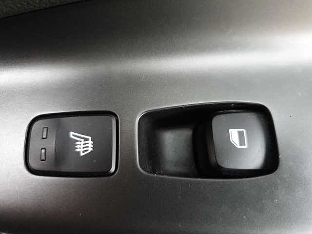 Hyundai KONA 1.6 GDi Hybrid Ultimate 5dr DCT Red