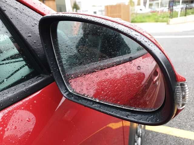 Hyundai KONA 1.6 GDi Hybrid Ultimate 5dr DCT Red