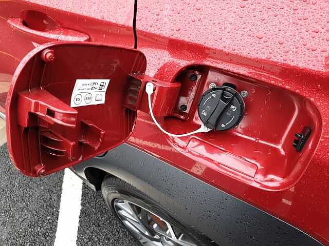 Hyundai KONA 1.6 GDi Hybrid Ultimate 5dr DCT Red