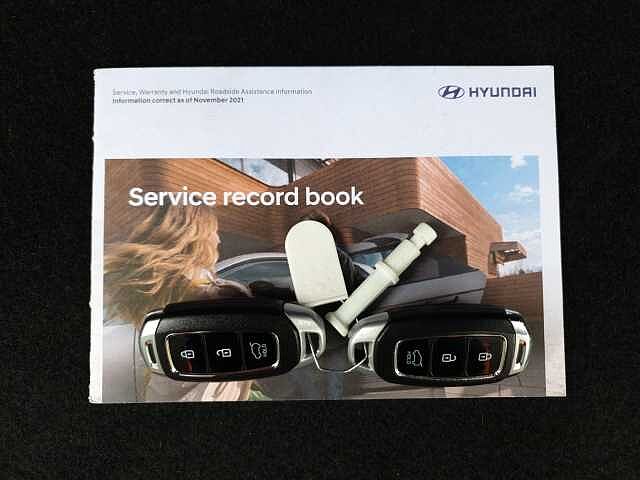 Hyundai KONA 1.6 GDi Hybrid Ultimate 5dr DCT White