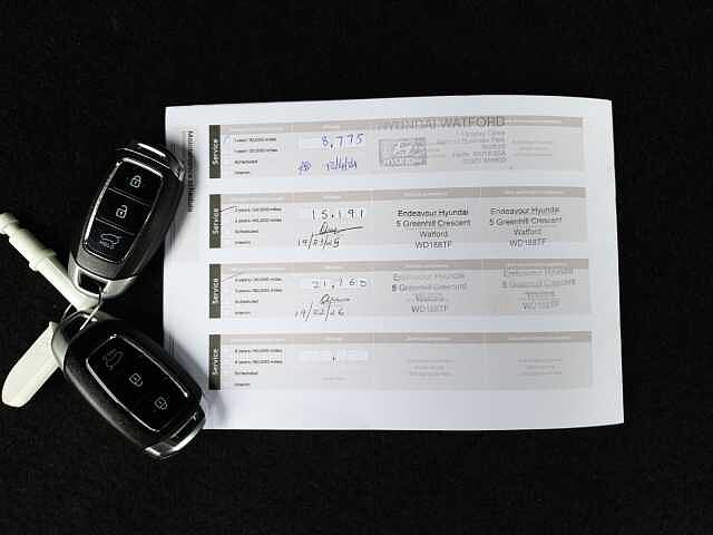 Hyundai KONA 1.6 GDi Hybrid Ultimate 5dr DCT White