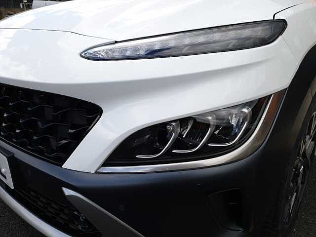 Hyundai KONA 1.6 GDi Hybrid Ultimate 5dr DCT White