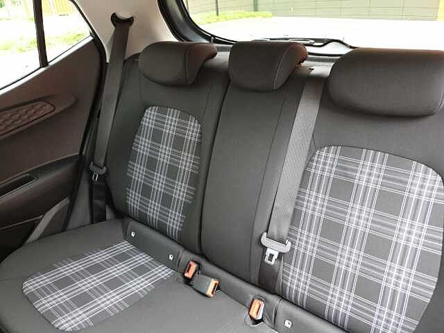 Hyundai i10 1.0 2025MY Premium AMT