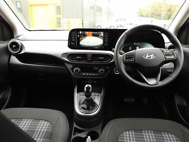 Hyundai i10 1.0 2025MY Premium AMT