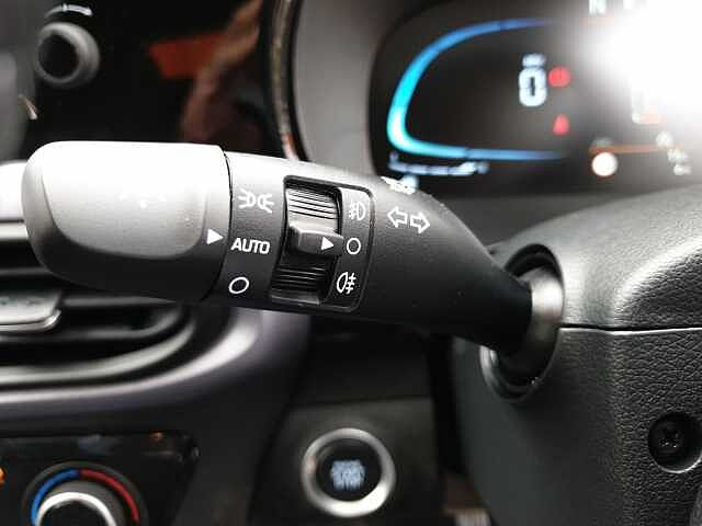 Hyundai i10 1.0 2025MY Premium AMT